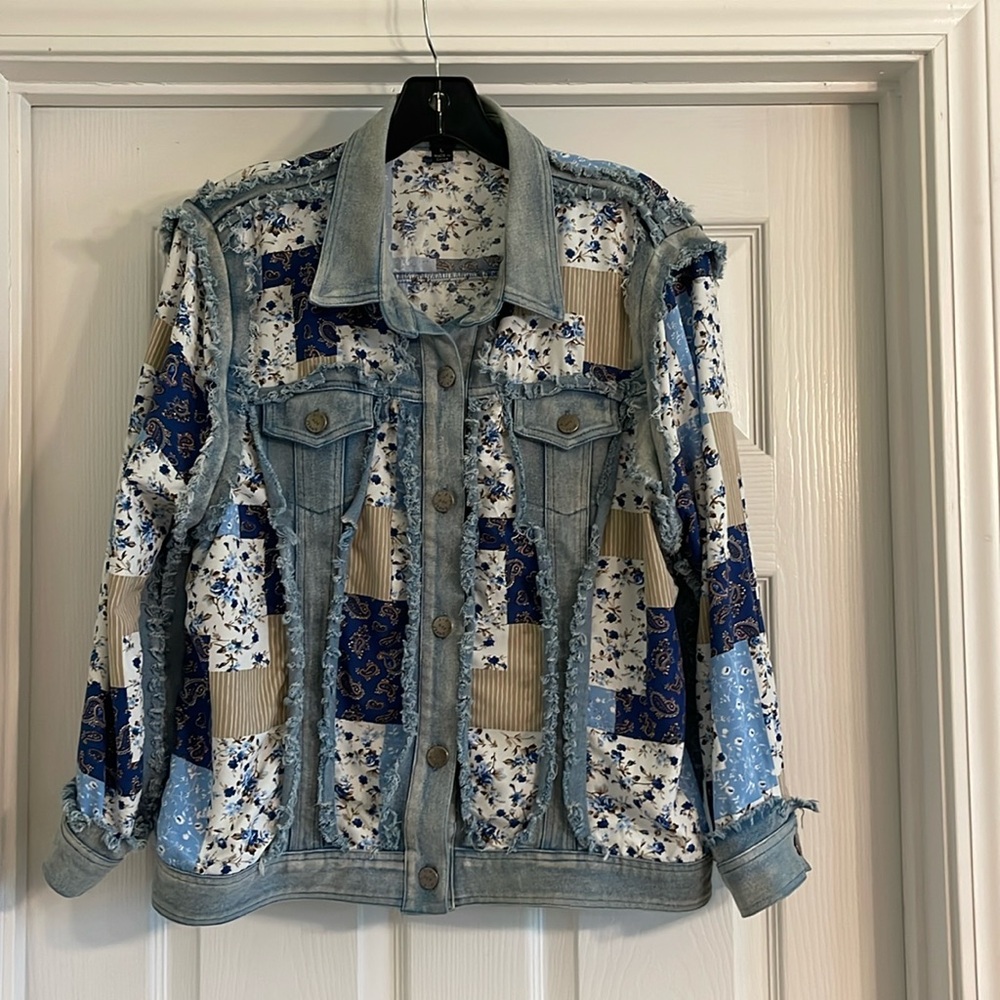 AZI New York blue patchwork denim jacket -Sz L